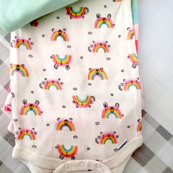 GERBER: Baby Girls' 5pk Rainbow Short Sleeve Onesies - Green/Pink/Cream - Picture 4 of 7